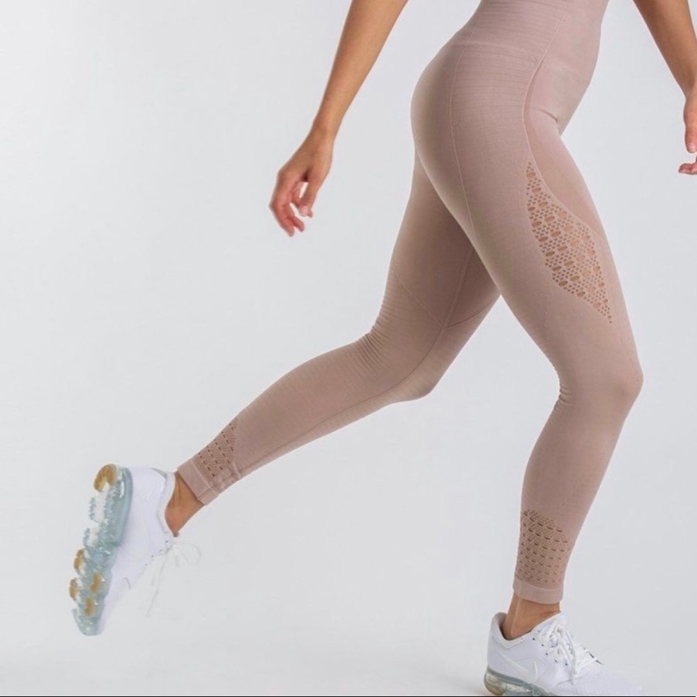 Gymshark Energy Seamless Taupe Leggings